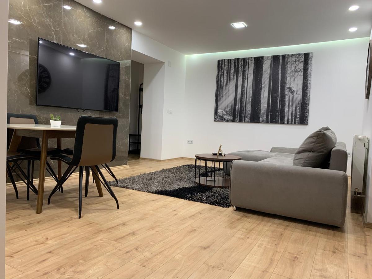 Apartament Black By Alex Rafael